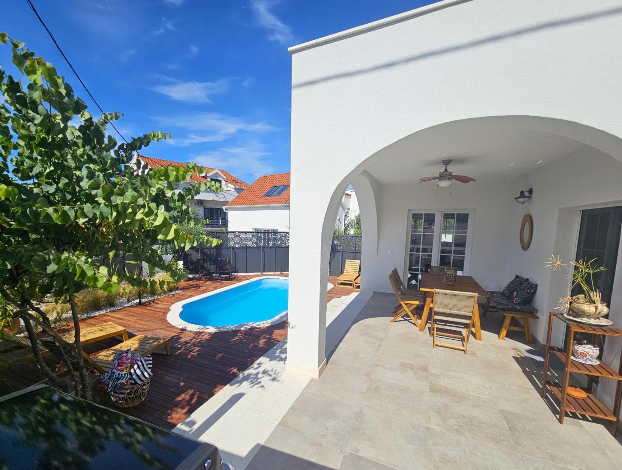 The Three Flowers Pool House Trogir Extérieur photo