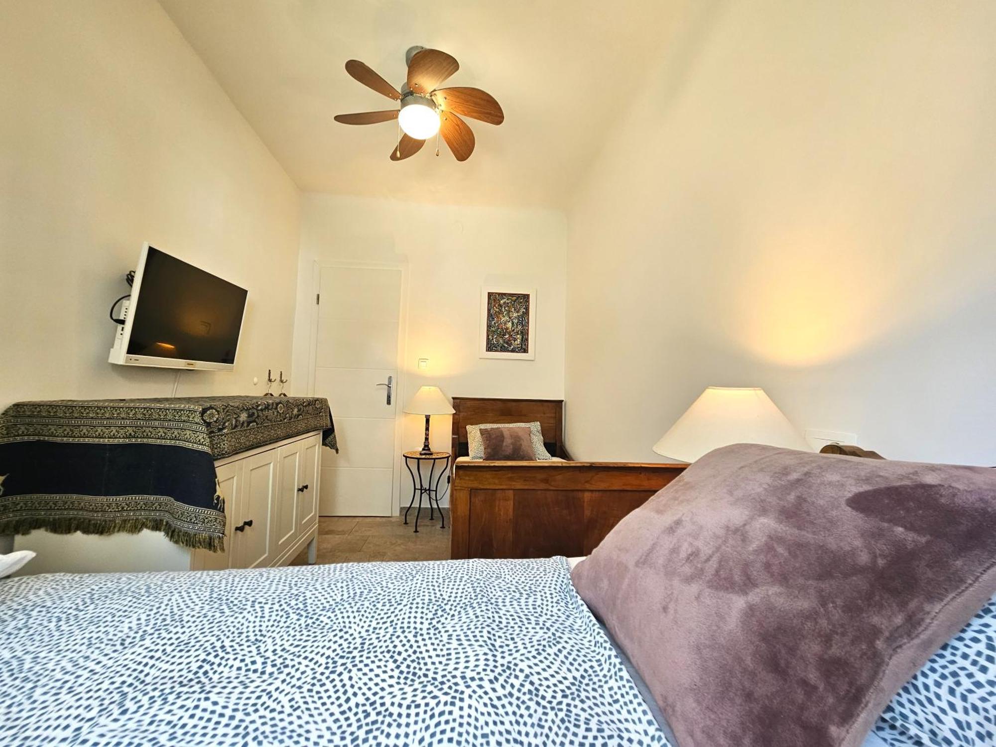 The Three Flowers Pool House Trogir Extérieur photo