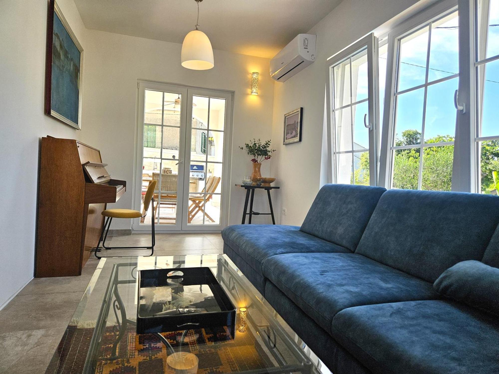 The Three Flowers Pool House Trogir Extérieur photo